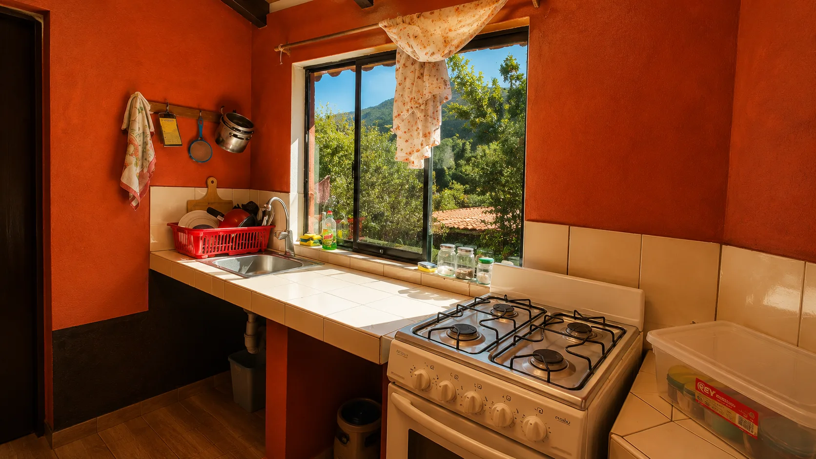 Cocina con vista al jardín